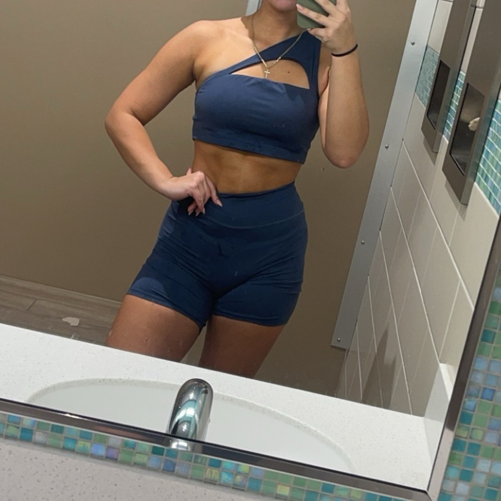 Alphalete Set